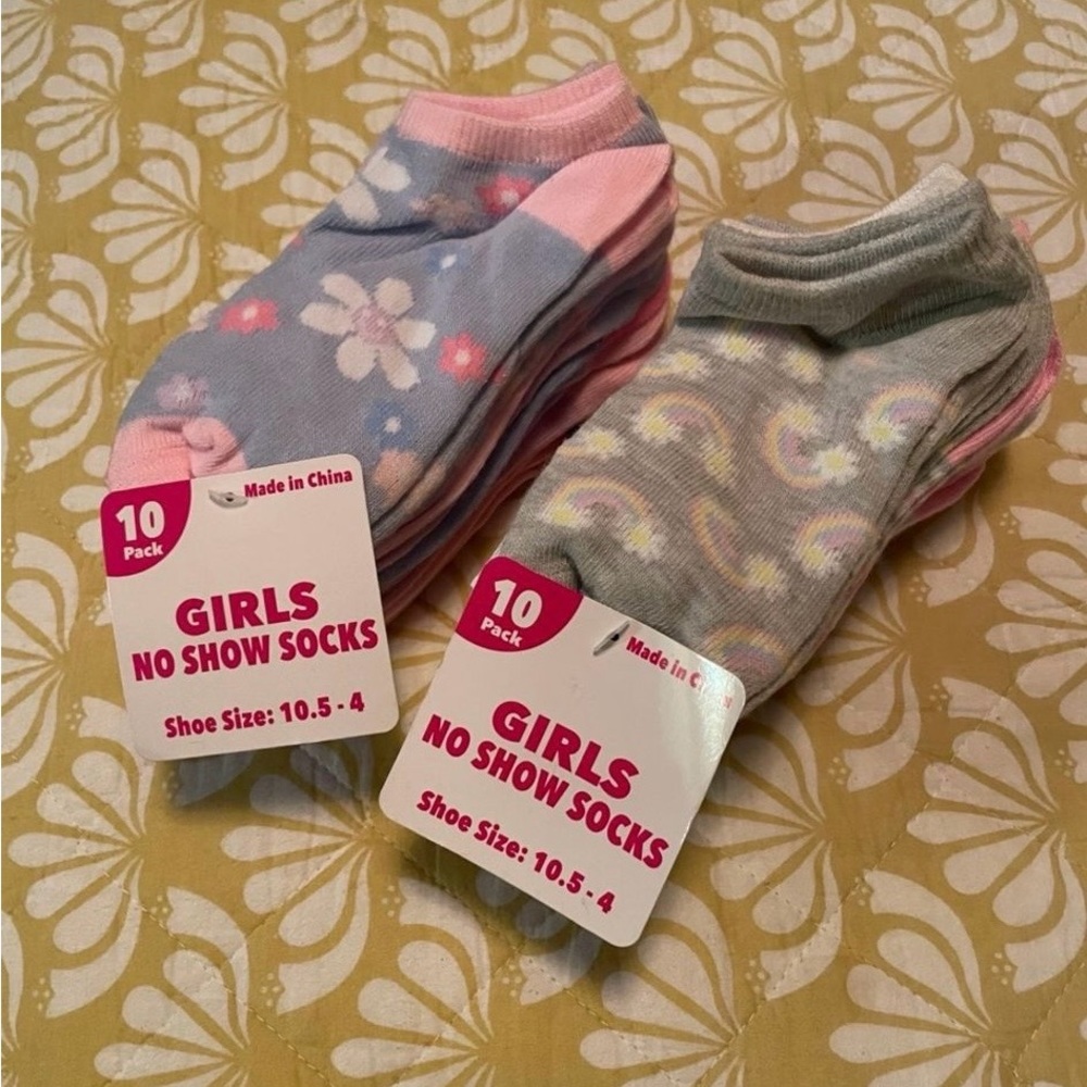 Girl’s socks NWT 20 pairs
